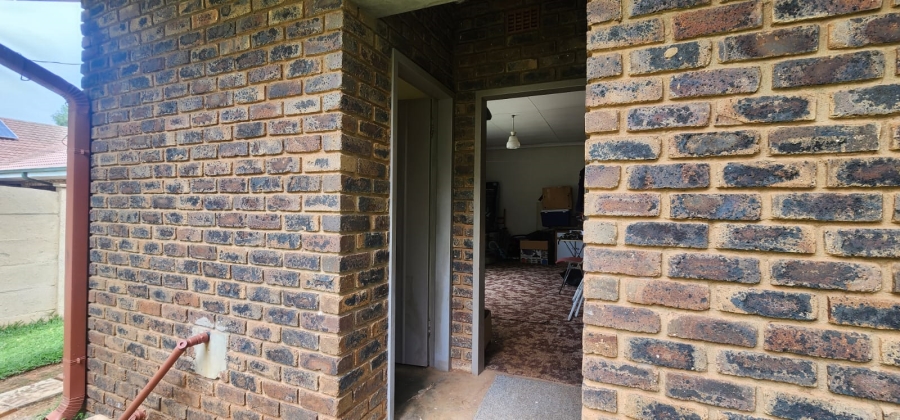 4 Bedroom Property for Sale in Stilfontein Ext 4 North West